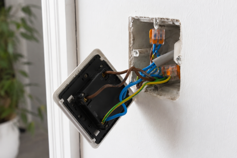Do I Need a Neutral Wire for a Smart Switch in the UK? Everything You Need to Know