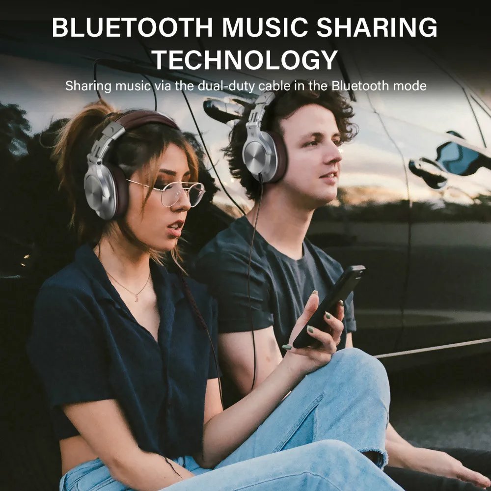 Studio headphones with 3.5 mm and 6.35 mm cables