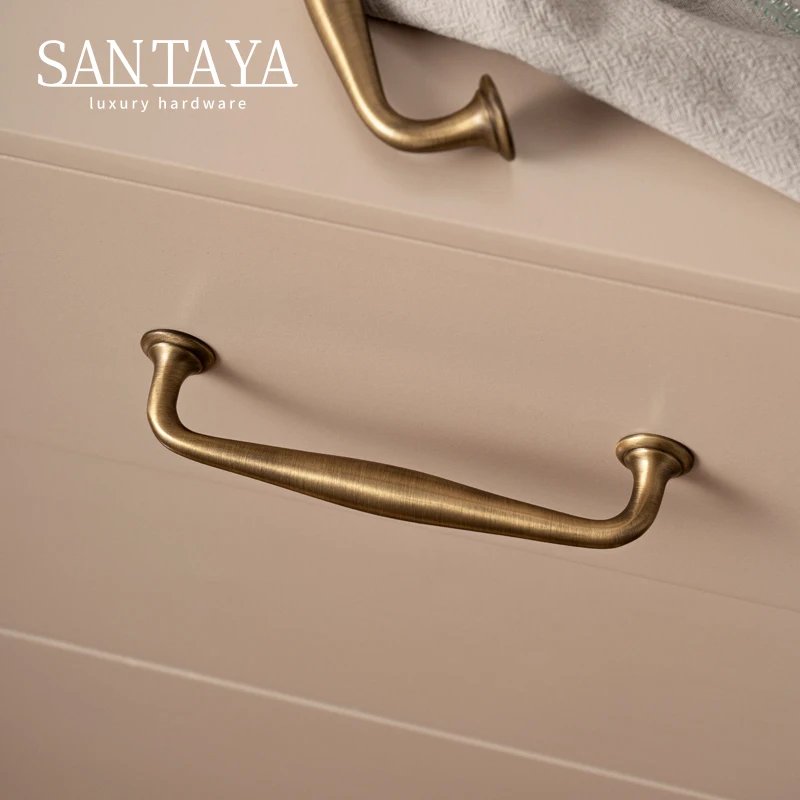 Antique brass cabinet handle and knob gallery image 3
