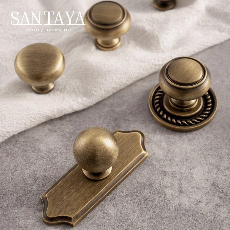 Antique brass cabinet knob with backplate gallery image 1